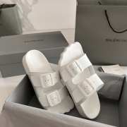 Uubags | Balenciaga Sunday buckled sandals in white - 3