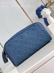 Uubags | Louis Vuitton M11497 Dopp Kit In Sapphire 28x15x16.5cm - 1