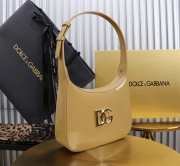 Uubags | Dolce & Gabbana 3.5 shoulder bag in beige pattent leather with DG logo 22x18x6cm - 6