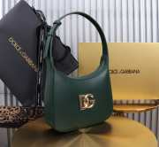 Uubags | Dolce & Gabbana green calfskin 3.5 shoulder bag with DG logo 22x18x6cm - 4