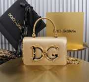 Uubags | Dolce & Gabbana DG Girls Bag In Gold Nappa Leather Lining 10x18x3.5cm - 1