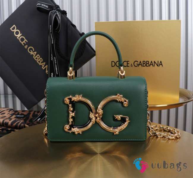 Uubags | Dolce & Gabbana DG Girls Bag In Green Calfskin Leather 10x18x3.5cm - 1