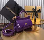 Uubags | Dolce & Gabbana small patent leather Sicily bag in purple 11x18x6cm - 6