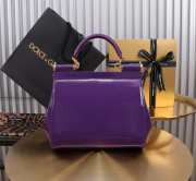 Uubags | Dolce & Gabbana medium patent leather Sicily bag in purple 20x16x8cm - 6