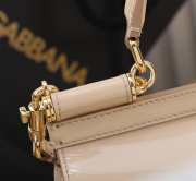 Uubags | Dolce & Gabbana medium patent leather Sicily bag in beige 20x16x8cm - 5