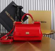 Uubags | Dolce & Gabbana small patent leather Sicily bag in red 11x18x6cm - 1