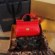 Uubags | Dolce & Gabbana small patent leather Sicily bag in red 11x18x6cm - 6