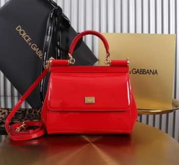 Uubags | Dolce & Gabbana medium patent leather Sicily bag in red 20x16x8cm