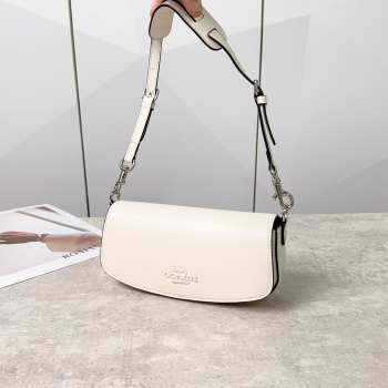 Uubags | Coach Andrea Small Shoulder Bag In White 21x11x7cm