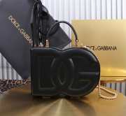 Uubags | Dolce & Gabbana Logo Box bag in black 20x15x6.5cm - 1