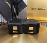 Uubags | Dolce & Gabbana Logo Box bag in black 20x15x6.5cm - 4