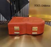 Uubags | Dolce & Gabbana Logo Box bag in orange 20x15x6.5cm - 5