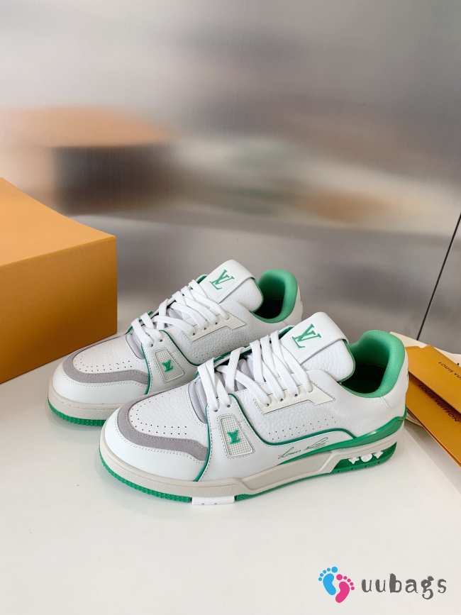 Uubags | Louis Vuitton 1ABFBE LV Trainer Sneaker In Green - 1