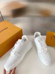 Uubags | Louis Vuitton 1ABFBE LV Trainer Sneaker In White - 6