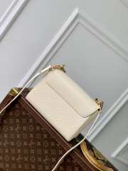 Uubags | Louis Vuitton M24042 Twist PM Bag In Cream 19x15x9cm - 2