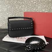 Uubags | Valentino Garavani Small Leather Rockstud Top Handle Bag In Black 19x12x3cm - 5