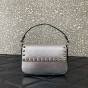 Uubags | Valentino Garavani small leather Rockstud top handle bag in silver metallic grainy calfskin 19x12x3cm - 1