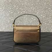 Uubags | Valentino Garavani small leather Rockstud top handle bag in gold metallic grainy calfskin 19x12x3cm - 5