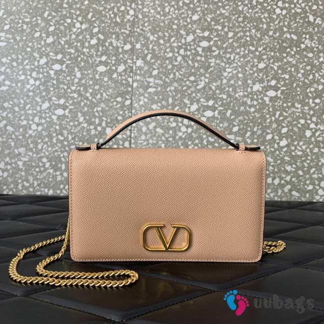 Uubags | Valentino Garavani wallet with VLogo chain in rose cannelle 19x4x10.5cm - 1