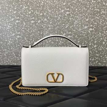 Uubags | Valentino Garavani wallet with VLogo chain in white 19x4x10.5cm