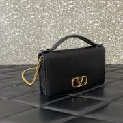 Uubags | Valentino Garavani wallet with VLogo chain in black 19x4x10.5cm - 5