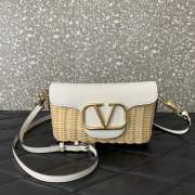 Uubags | Valentino Garavani Two-tone Leather And Raffia Crossbody Bag In White 22x9x17cm - 1