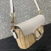 Uubags | Valentino Garavani Two-tone Leather And Raffia Crossbody Bag In White 22x9x17cm - 6