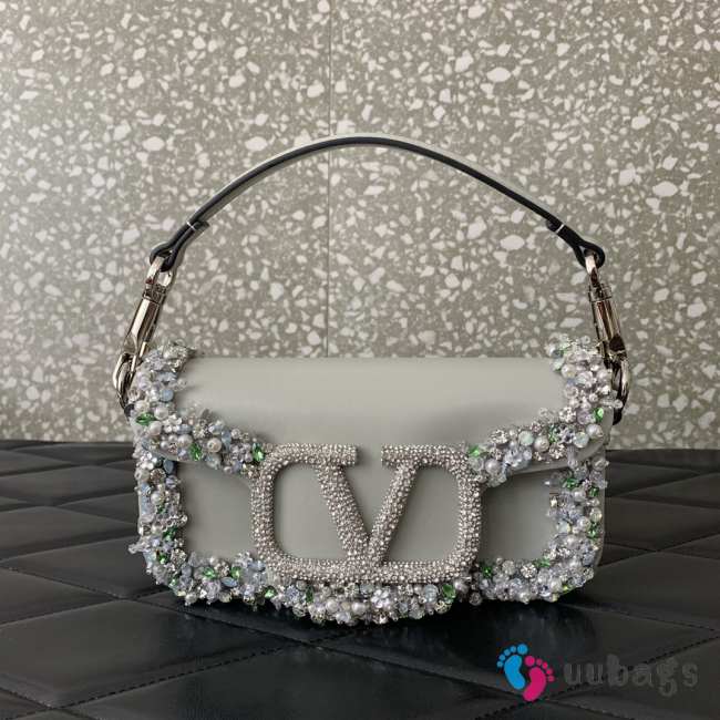 Uubags | Valentino Garavani Locò embroidered bag with Swarovski crystals 20x11x5cm - 1