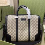 Uubags | Gucci Beige Briefcase GG Supreme canvas 37x30x10cm - 1