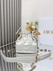 Uubags | Dioriviera Small Dior Jolie Bucket Bag White Macrocannage Calfskin 17x16x10.5cm - 1