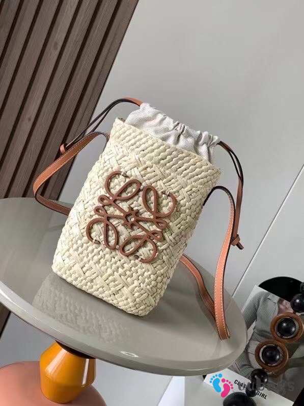 Uubags | Loewe x Paula's Ibiza Anagram Melange Straw Shoulder Bag In Brown 22x14x6cm - 1