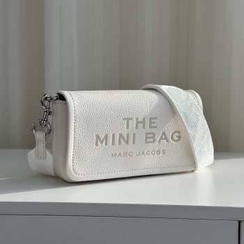 Uubags | Marc Jacobs the leather mini bag in white 20x5x12cm