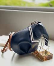 Uubags | Loewe Calfskin Mini Sailor Elephant Bag Deep Blue 19x15x10cm - 5