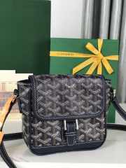 Uubags | Goyard Grand Bleu Bag In Navy Blue 16x14x6cm - 5