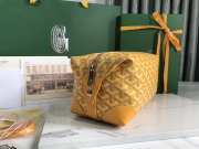 Uubags | Goyard Bowling 25 toiletry bag in yellow 13x12x24cm - 2