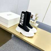 Uubags | Alexander McQueen Graffiti Logo Treadslick Socks Boots In White/Black  - 6