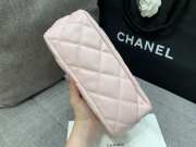 Uubags | Chanel Clutch Lambskin & Gold Plated Metal light pink 16x24x8cm - 4