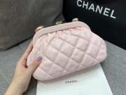 Uubags | Chanel Clutch Lambskin & Gold Plated Metal light pink 16x24x8cm - 3