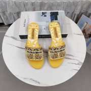 Uubags | Dolce & Gabbana Sliders With Embroidered Majolica Pattern In Yellow And White  - 5