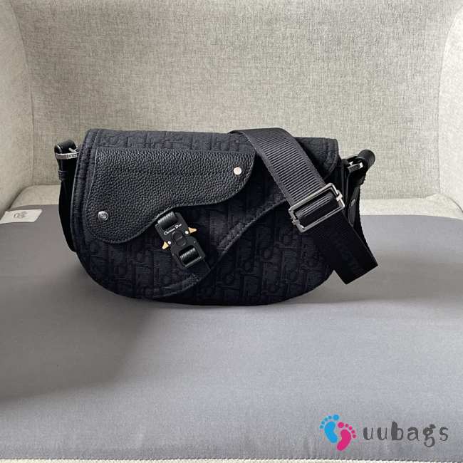 Uubags | Saddle Messenger Bag Black Dior Oblique Jacquard and Black Grained Calfskin 24x16.5x5.5cm - 1