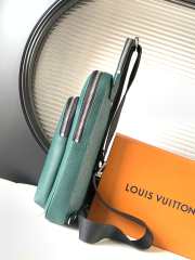 Uubags | Louis Vuitton M30971 Avenue NM Green Crossbody Bag 20x31x7cm - 3