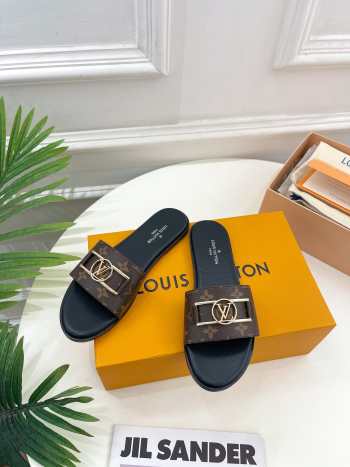 Uubags | Louis Vuitton 1A64MO Lock it Flat Mule Patent Monogram canvas