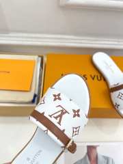 Uubags | Louis Vuitton Neo Revival Flat Mule In White - 3