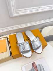 Uubags | Louis Vuitton Neo Revival Flat Mule In Silver - 1