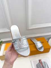 Uubags | Louis Vuitton Neo Revival Flat Mule In Silver - 6