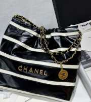 Uubags | Chanel 22 Mini Bag Shiny Calfskin & Gold Metallic In Black and white 20x19x6cm - 6