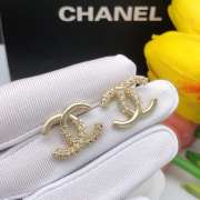 Uubags | Chanel gold pearl earrings  - 2