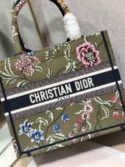 Uubags | Dior Large Book Tote Green Multicolor Bag 26.5x21x14cm  - 4