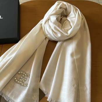 Uubags | Chanel cashmere scarf white 210x70cm