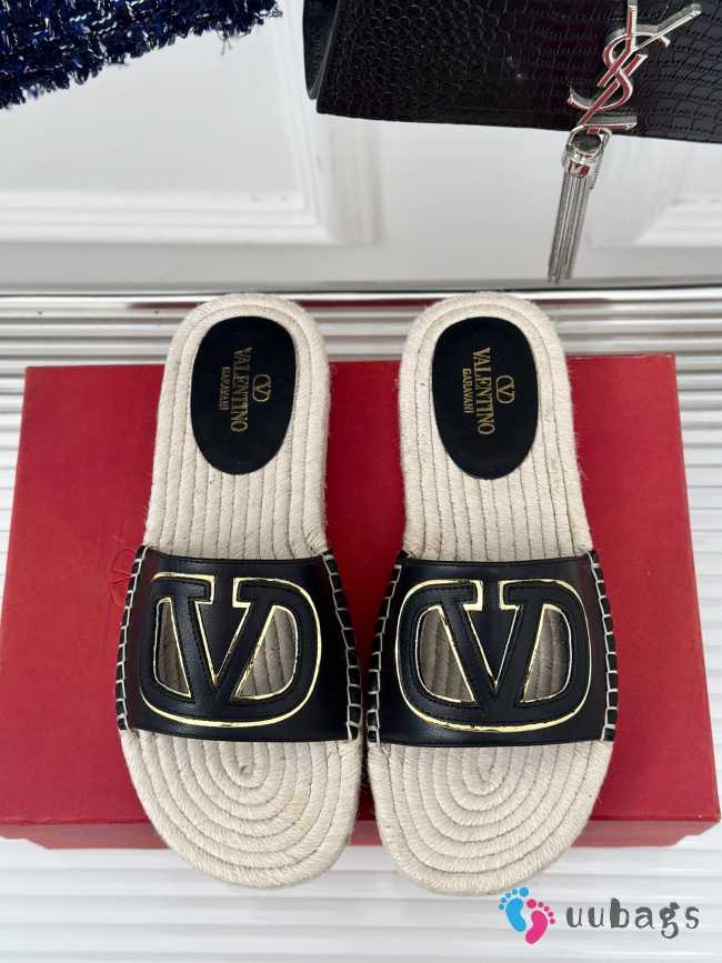 Uubags | Valentino VLogo cut-out slipper in black - 1